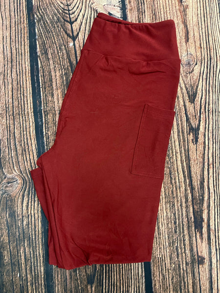 Red Wine Custom Pocket Capri Leggings
